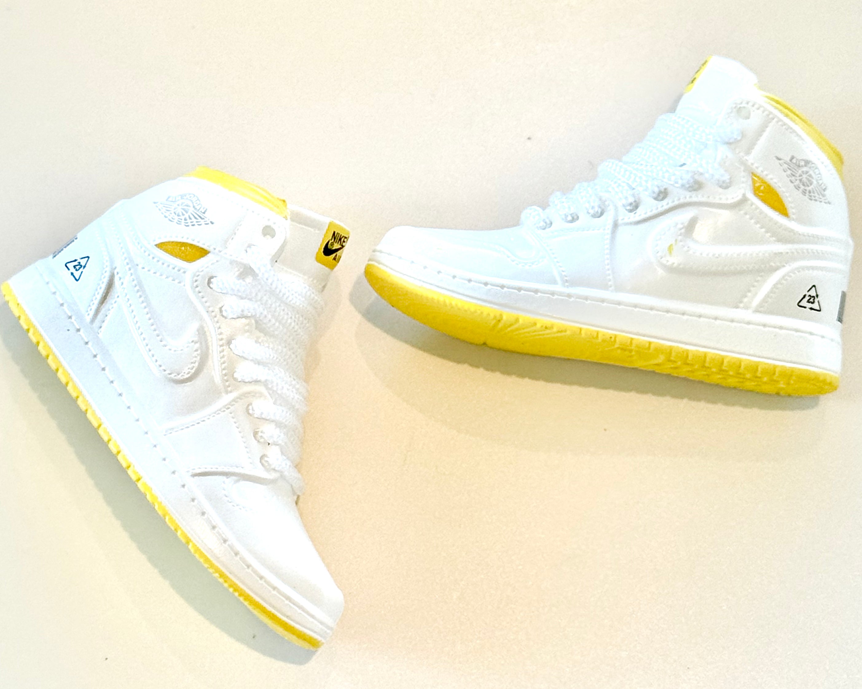 "Off-White x Air Jordan 1" White
