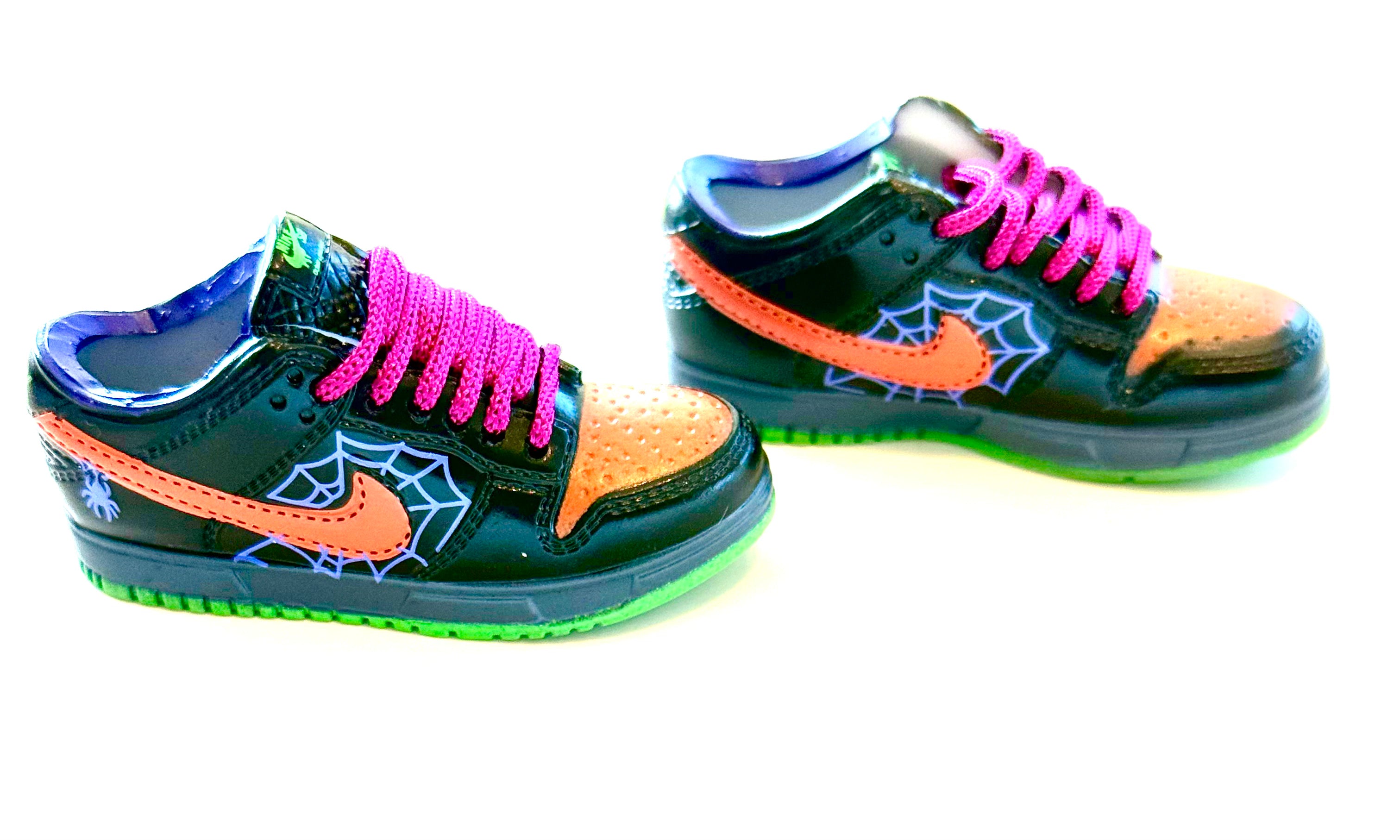 "Nike SB Dunk Low" Spider-Man Halloween